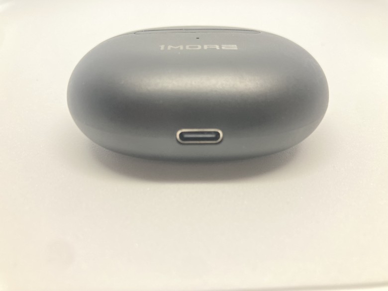 1MORE Q20 充電ケース