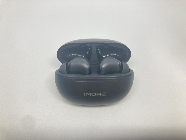 1MORE Q20 充電ケース