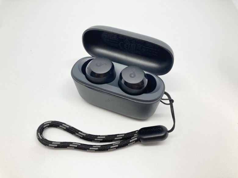 ANKER Soundcore A25i 充電ケース