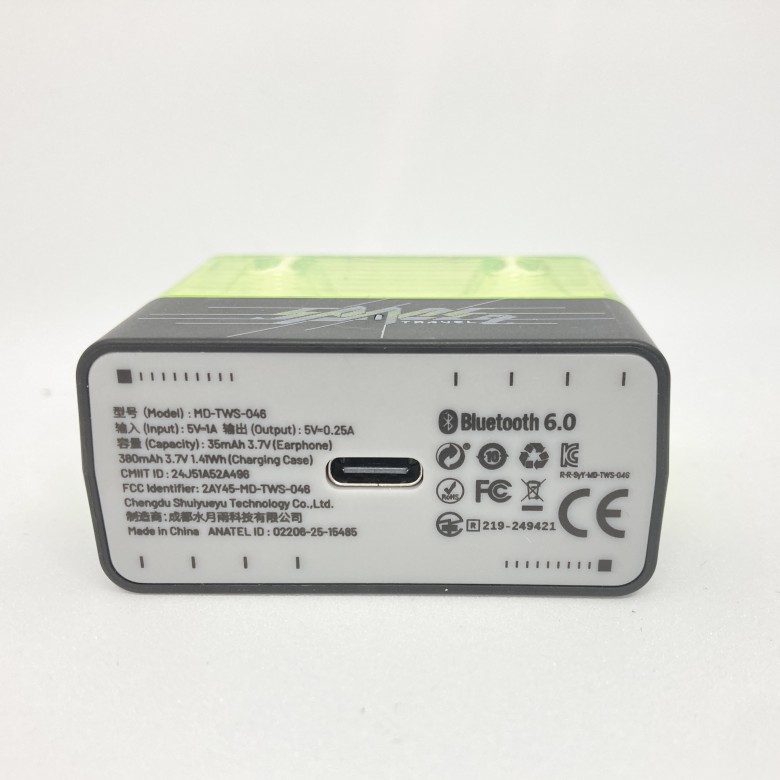 MOONDROP SPACE TRAVEL 2 充電ケース