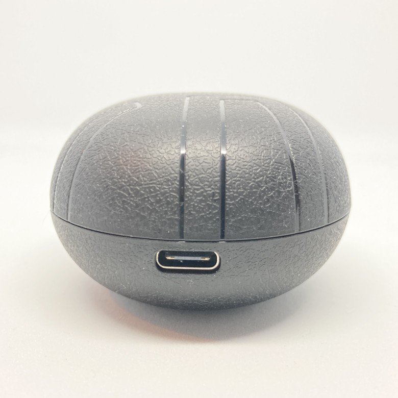 SOUNDPEATS C30 充電ケース