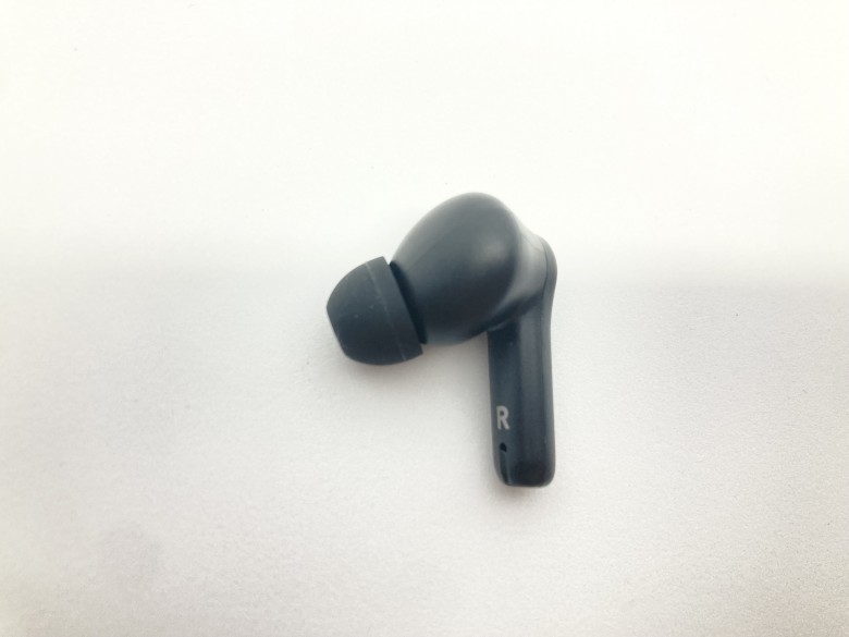 CREATIVE Zen Air 2 装着感