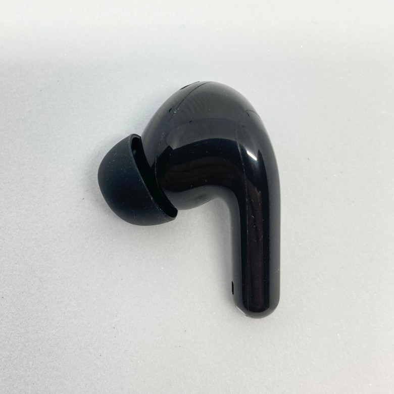 Xiaomi Redmi Buds 6 Lite 装着感