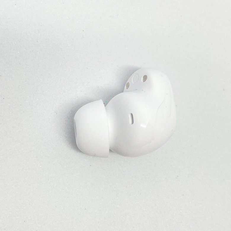 Xiaomi Redmi Buds 6 Play 装着感